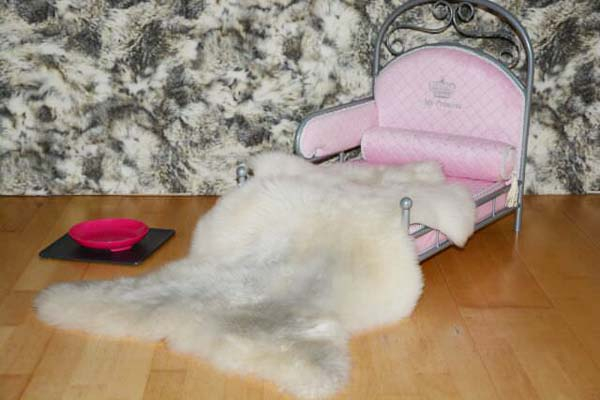 Tierbett Hundebett Lammfell Jety Silber Creme