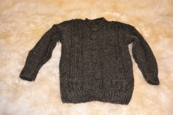 Schurwolle Damen Strickjacke Anthrazit Handarbeit